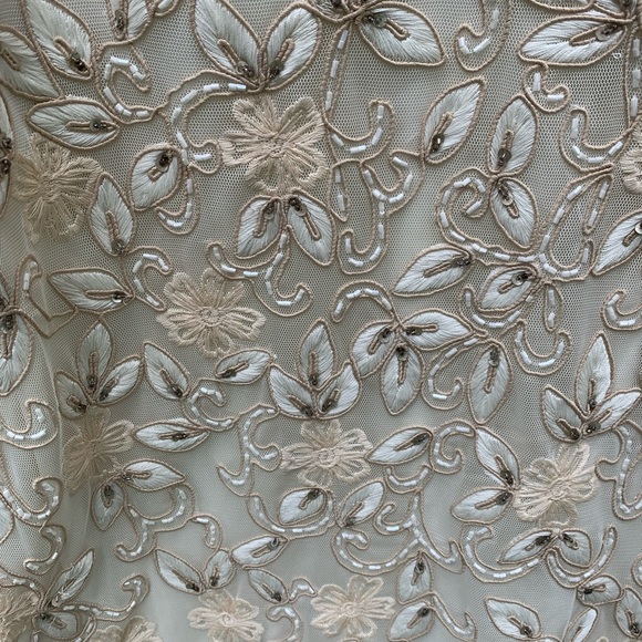 Sue Wong White Beaded Lace Special Occasion Dress (as is) - Picture 3 of 5